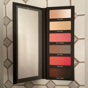 NEW IN BOX HINDASH Beautopsy Palette